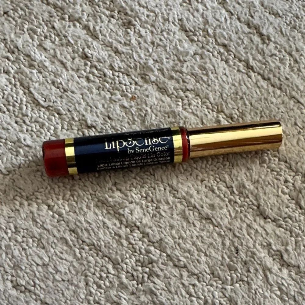 LipSense Liquid Lip Color - mulled wine
